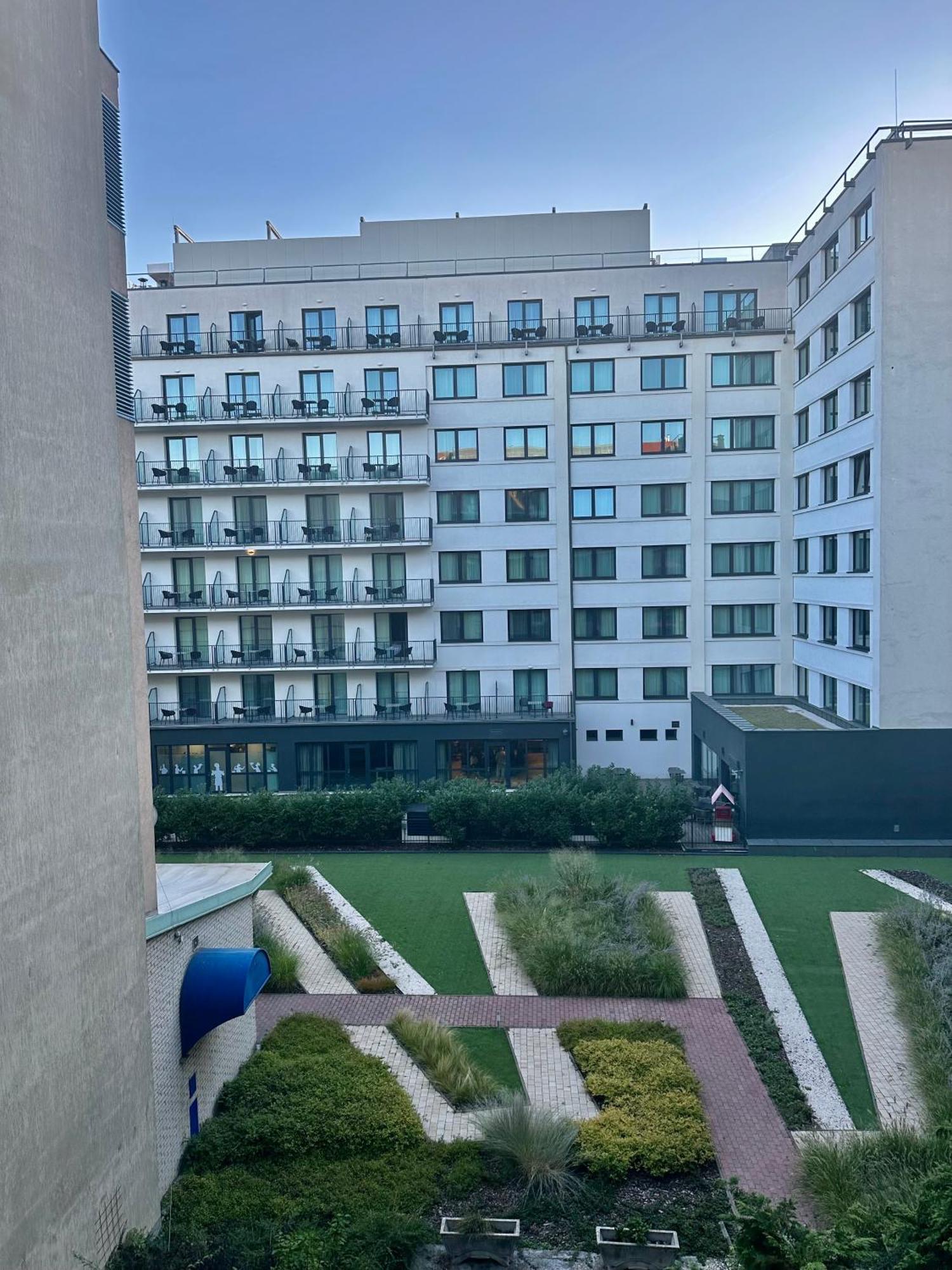 Wonder Deer Luxury Apartment At The Opera Self Check-In Budapeszt Zewnętrze zdjęcie