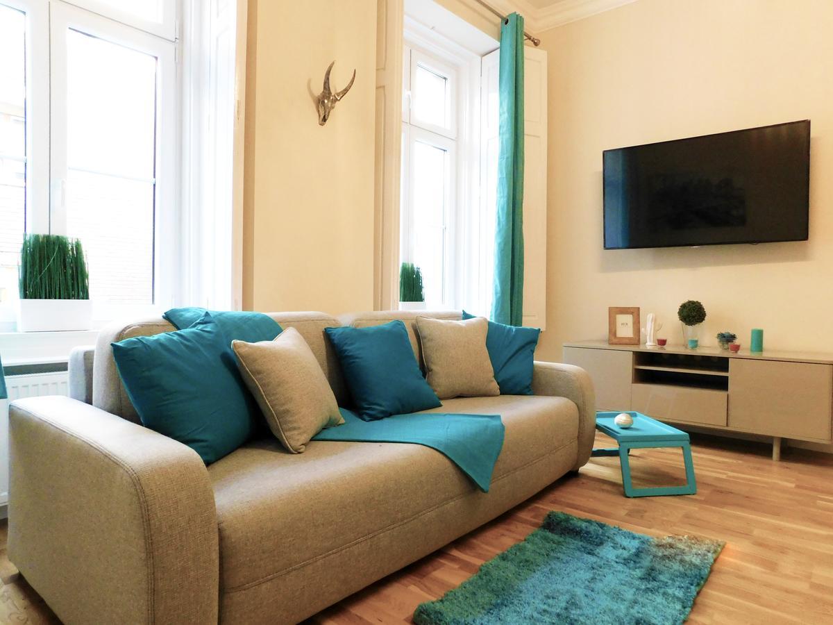 Wonder Deer Luxury Apartment At The Opera Self Check-In Budapeszt Zewnętrze zdjęcie