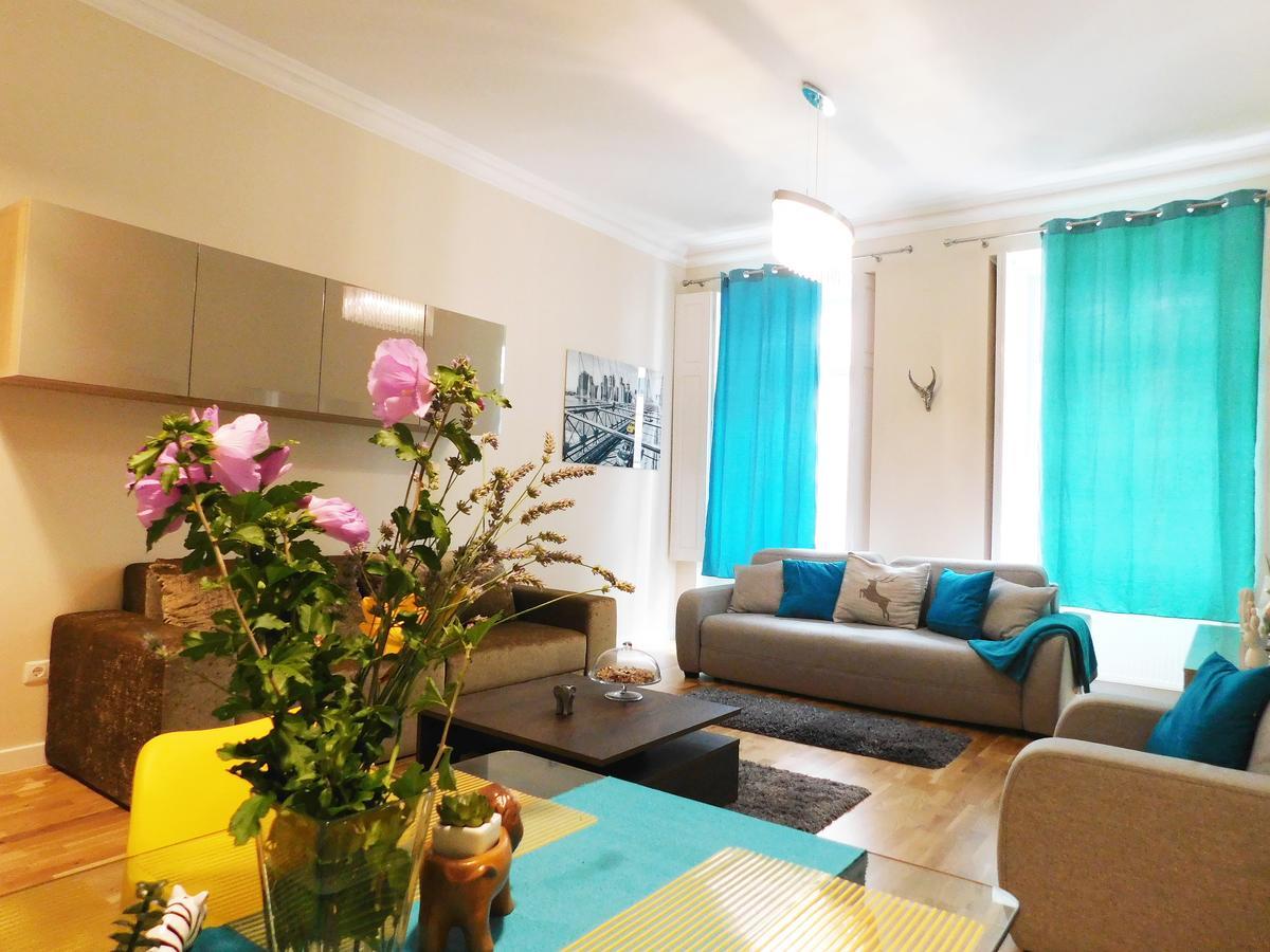 Wonder Deer Luxury Apartment At The Opera Self Check-In Budapeszt Zewnętrze zdjęcie